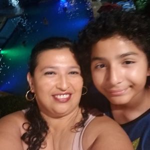 Meet your Posher, Claudia